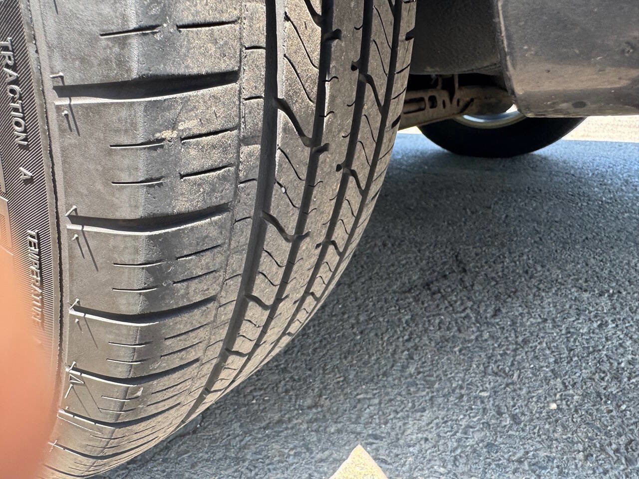 Used 2014 Chrysler Town & Country Touring image 18