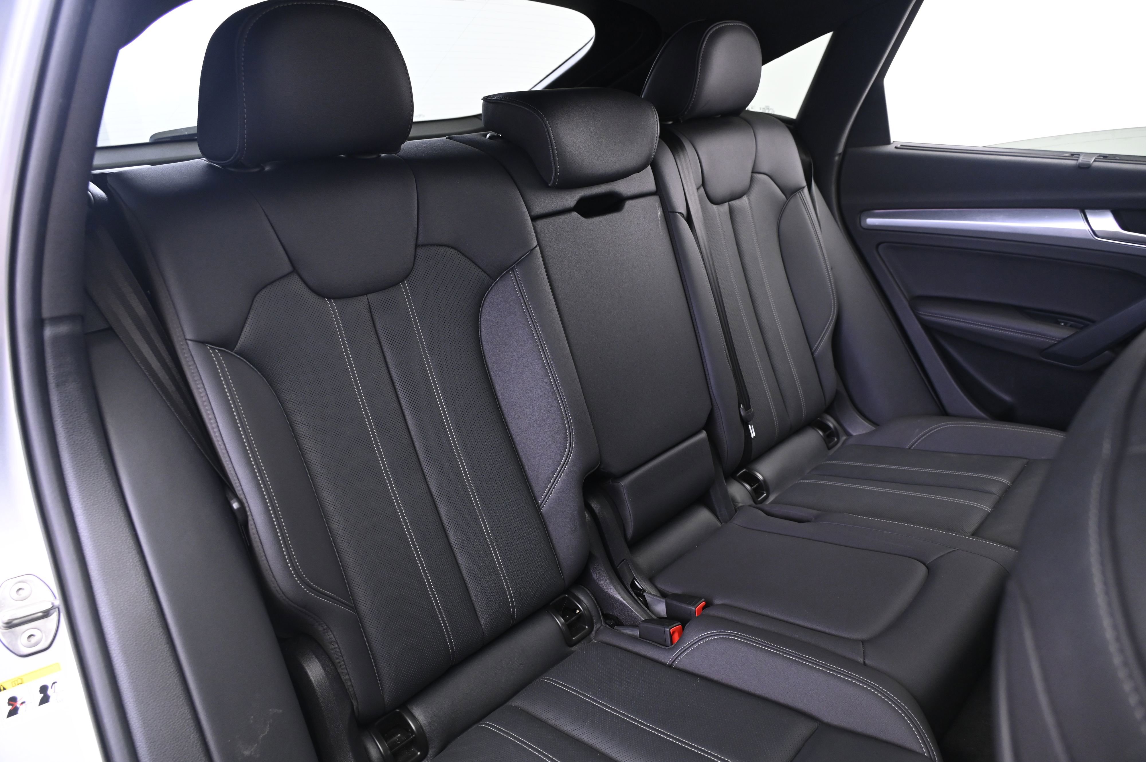 Used 2023 Audi Q5 2.0T Prestige w/ Prestige Package image 19