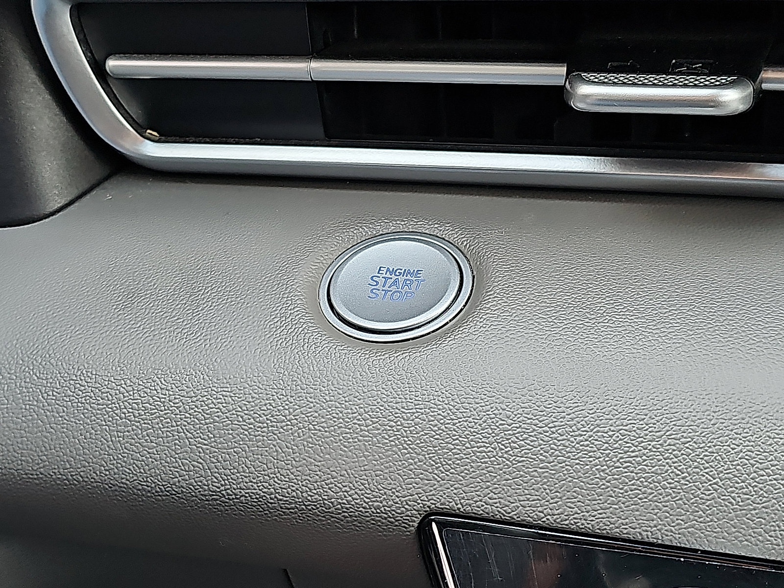 Used 2023 Hyundai Elantra Blue w/ Cargo Package image 23