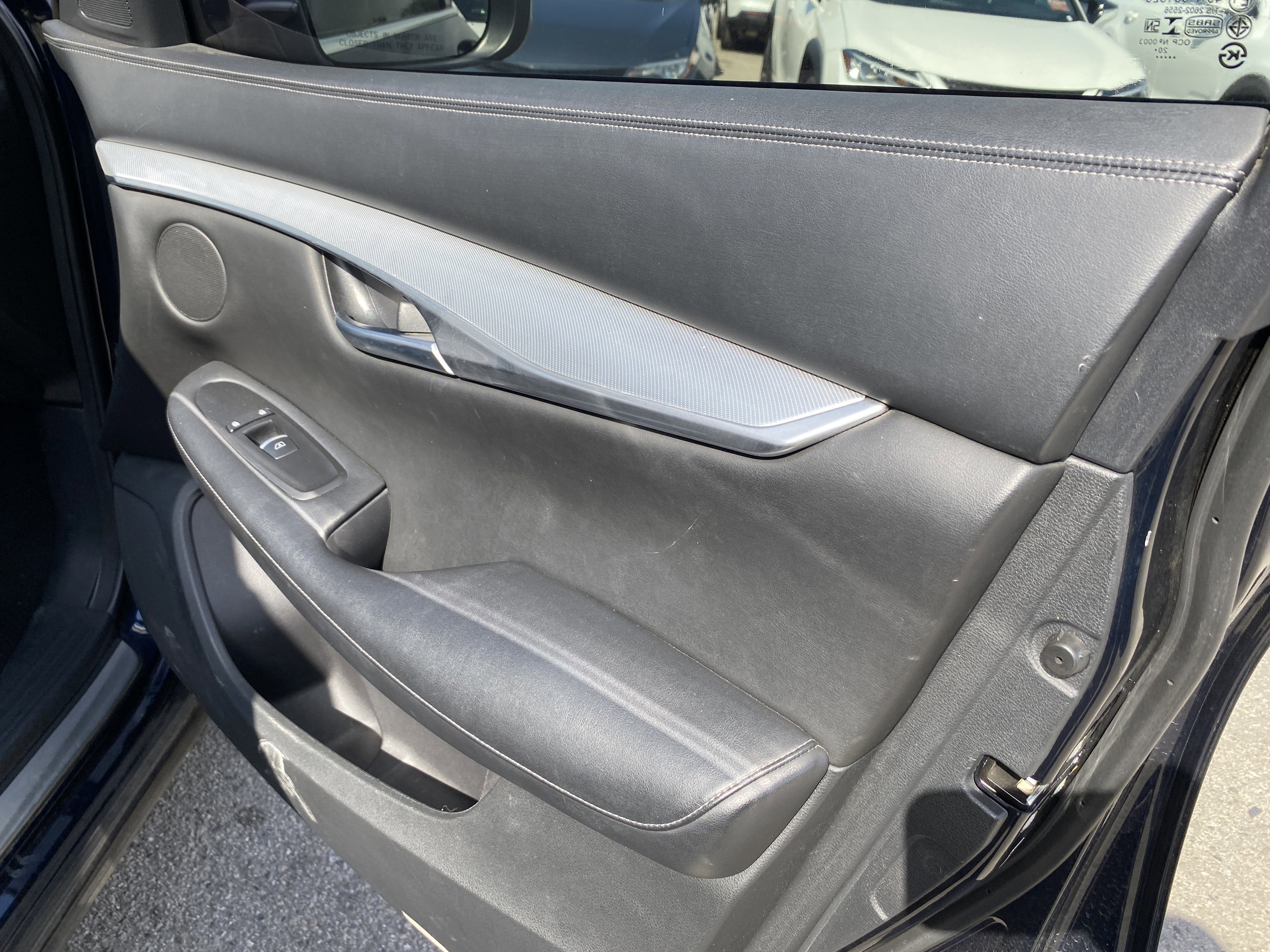 Used 2021 INFINITI QX50 Luxe AWD/4WD image 21
