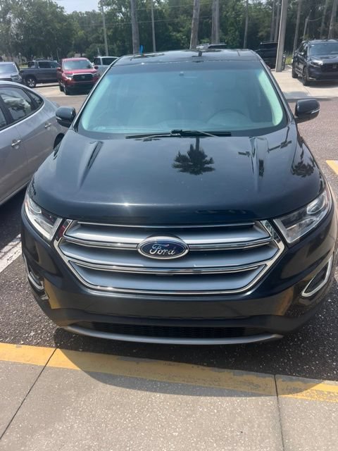 Used 2016 Ford Edge Titanium w/ Equipment Group 301A FWD image 2
