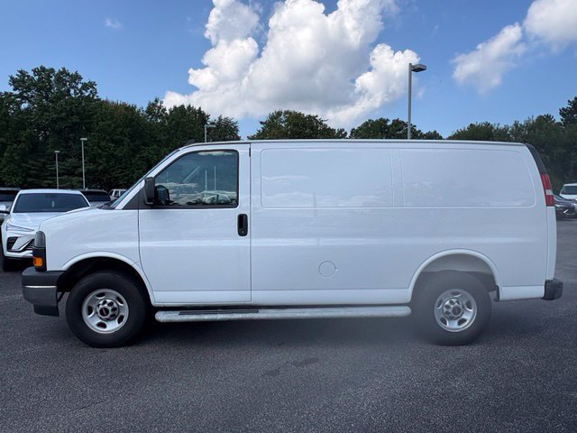 Used 2025 GMC Savana 2500 w/ Driver Convenience Package RWD image 2