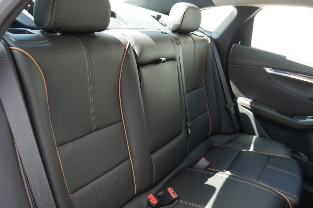 Used 2018 Chevrolet Impala Premier w/ Premier Confidence Package image 29