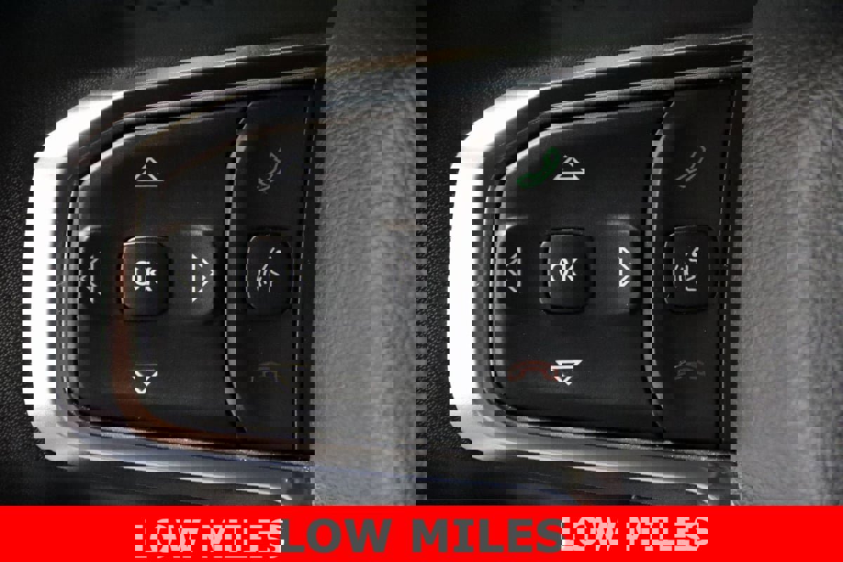 Used 2024 RAM 1500 Laramie image 13