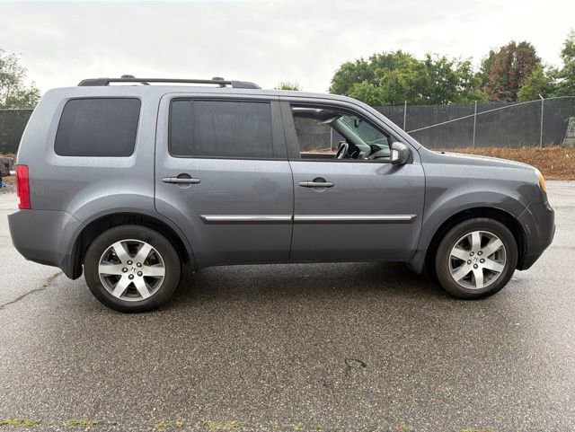 Used 2015 Honda Pilot Touring image 2