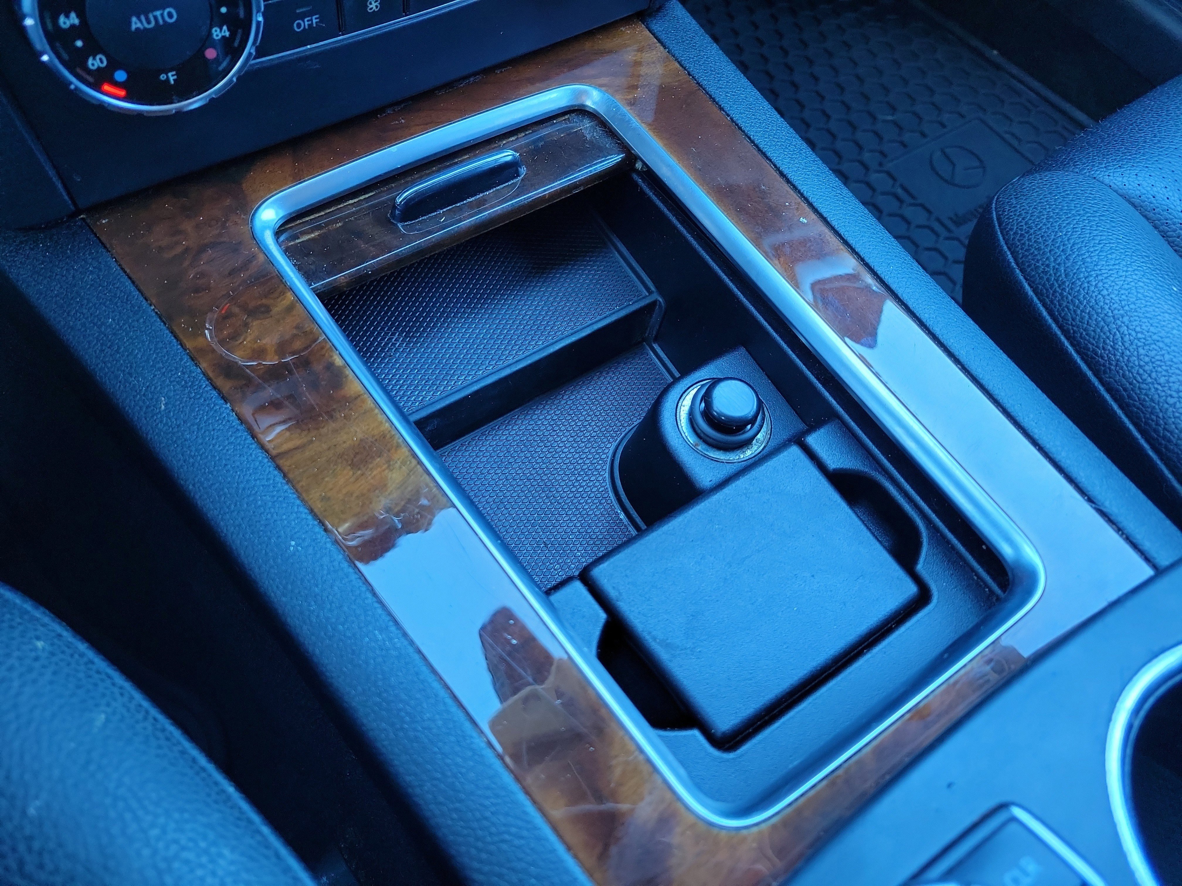 Used 2013 Mercedes-Benz GLK 350 4MATIC image 35