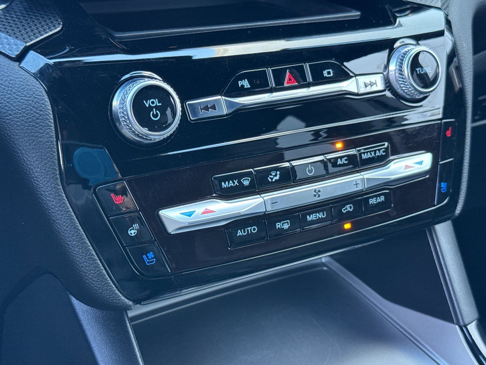 Used 2022 Ford Explorer ST w/ Equipment Group 401A image 25