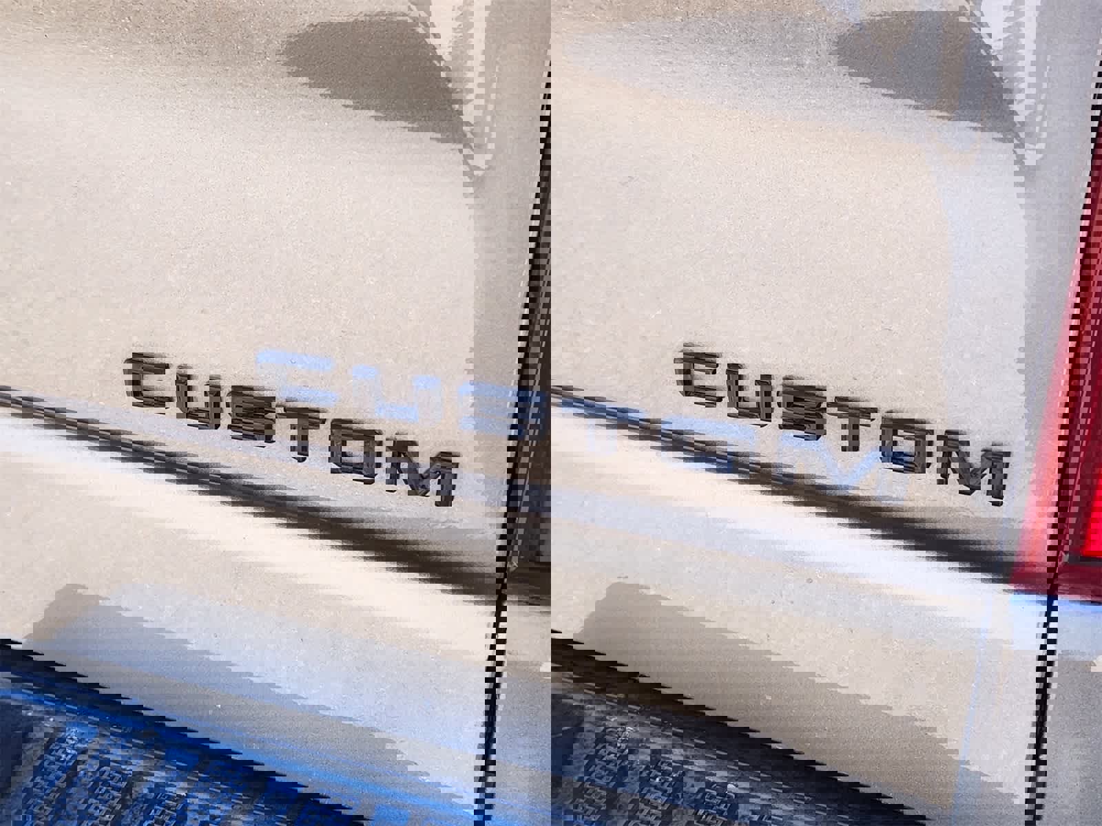 Used 2020 Chevrolet Silverado 1500 Custom w/ Custom Value Package image 11