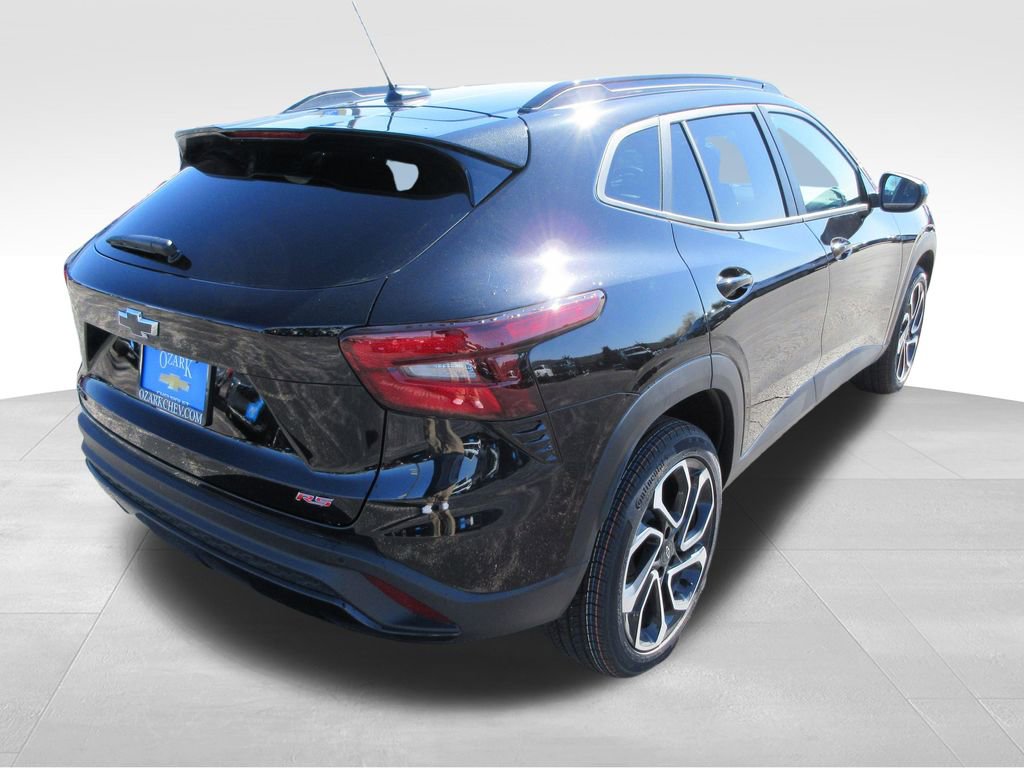 New 2026 Chevrolet Trax RS w/ Driver Confidence Package FWD image 5