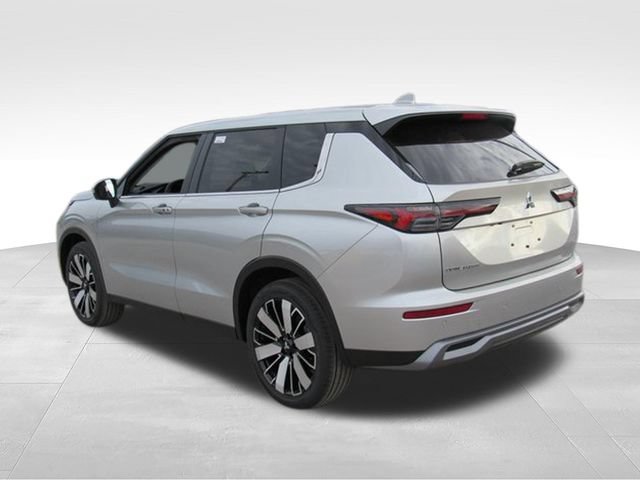 New 2026 Mitsubishi Outlander SE FWD image 5