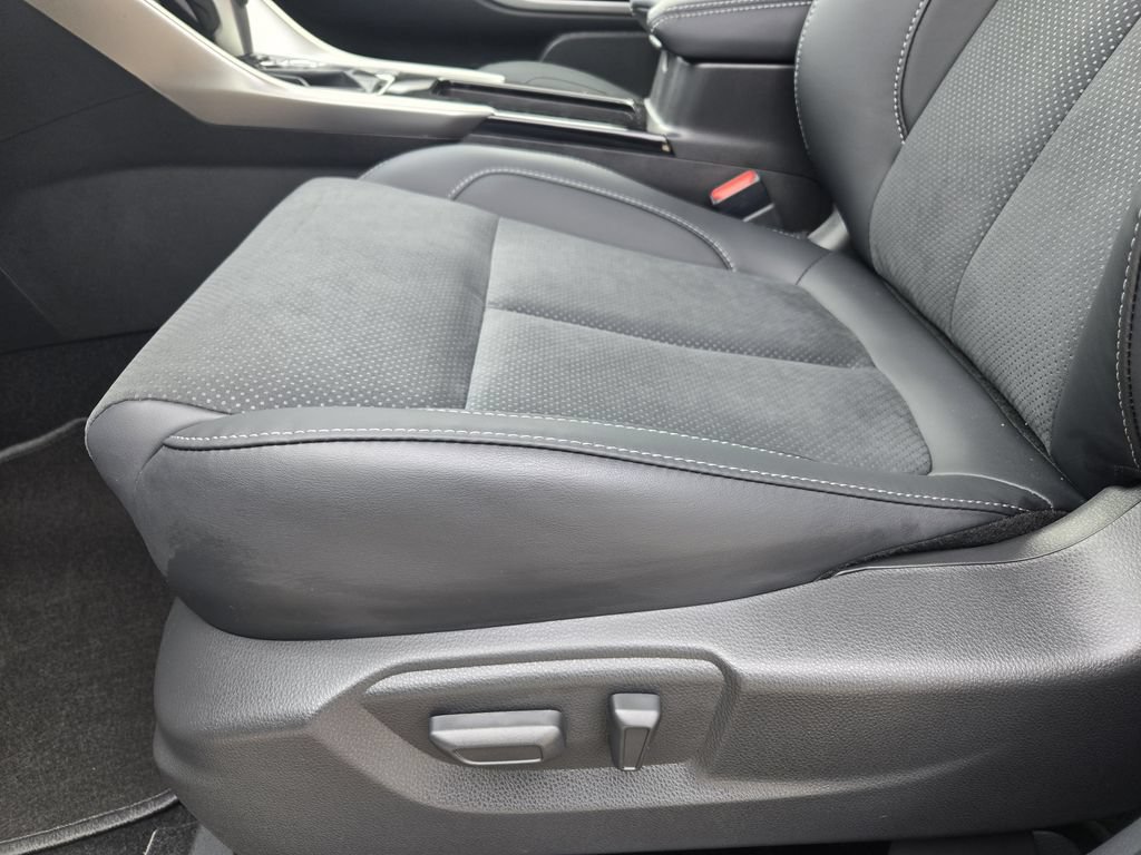 New 2026 Mitsubishi Eclipse Cross SE AWD/4WD image 18