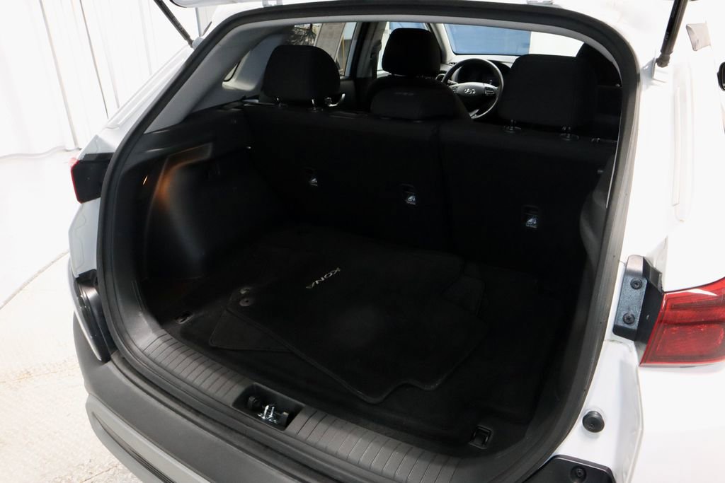 Certified 2023 Hyundai Kona SEL w/ Convenience Package AWD/4WD image 15
