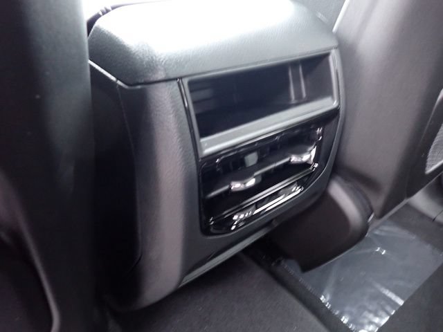 New 2025 Jeep Grand Cherokee Altitude AWD/4WD image 15