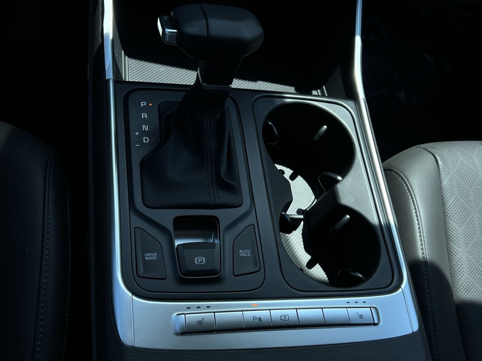 New 2026 Kia Carnival FWD image 25