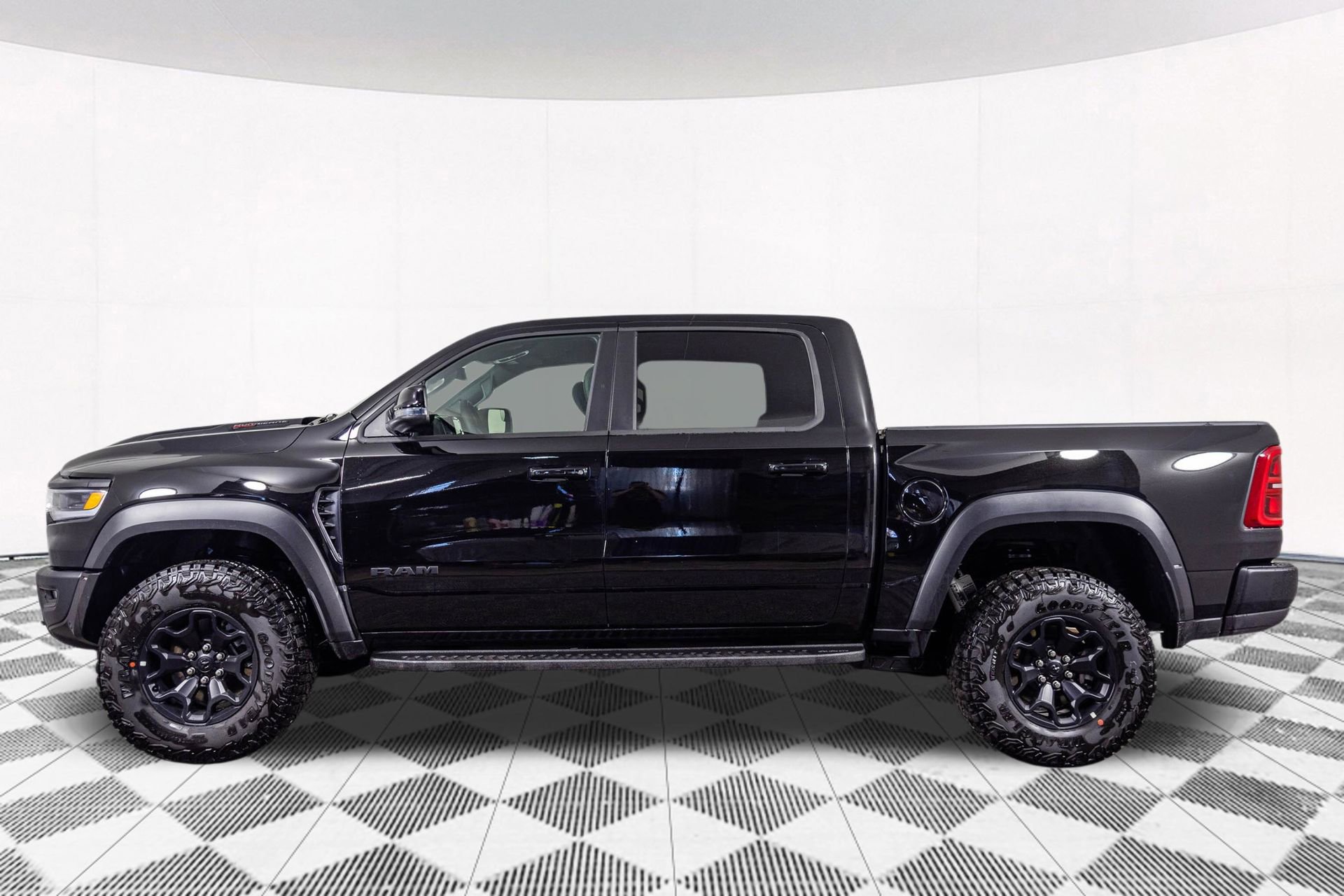New 2026 RAM 1500 RHO AWD/4WD image 18