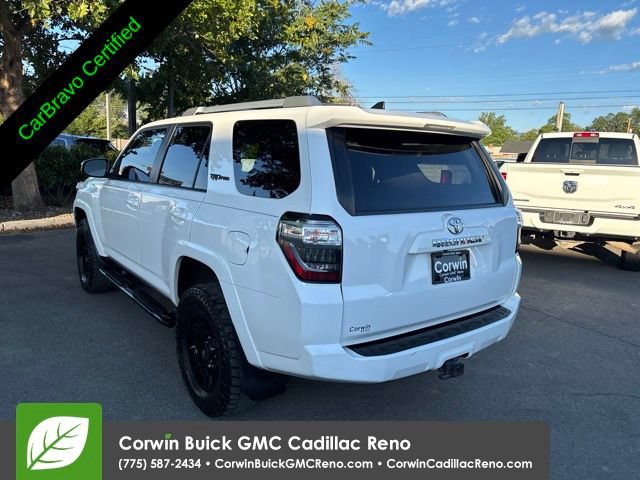 Used 2017 Toyota 4Runner SR5 AWD/4WD image 5
