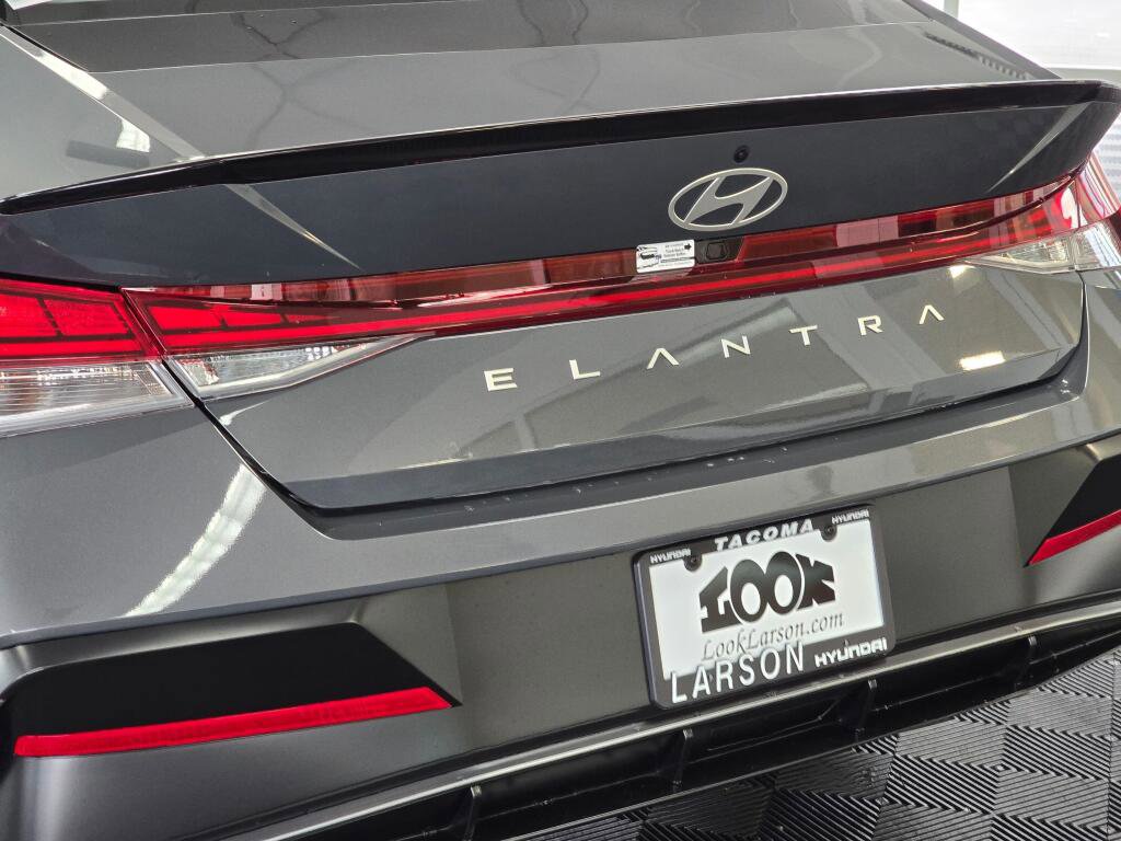 New 2026 Hyundai Elantra SEL Sport image 13