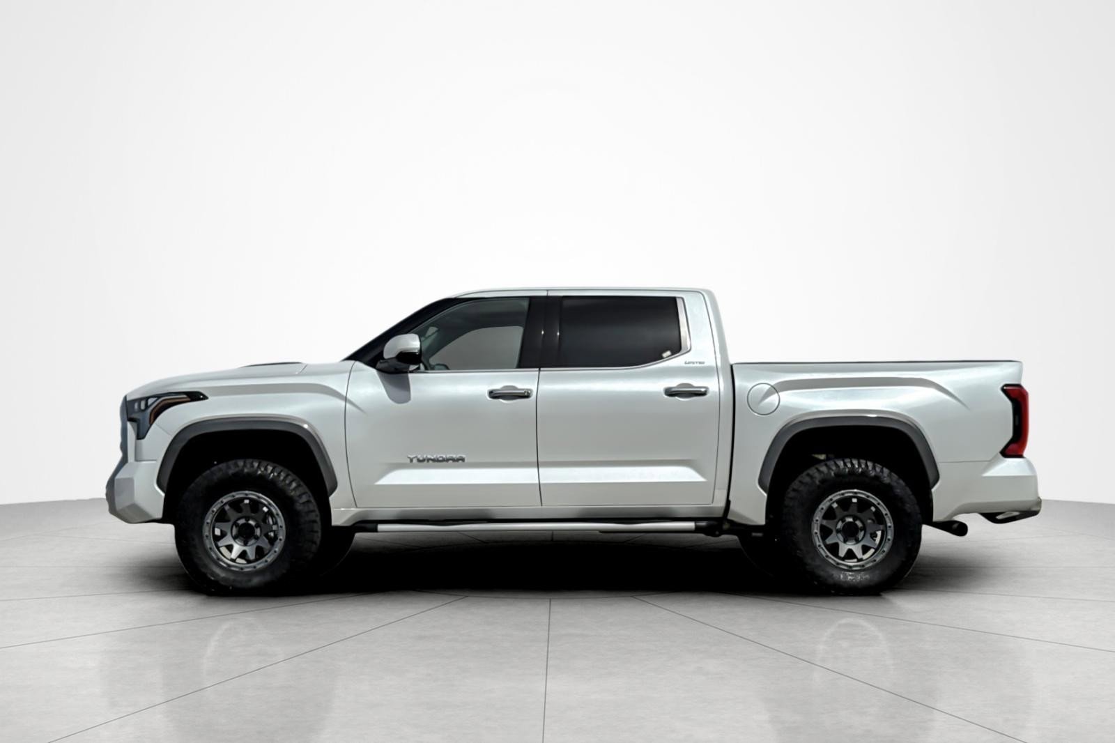 Used 2023 Toyota Tundra Limited video 2
