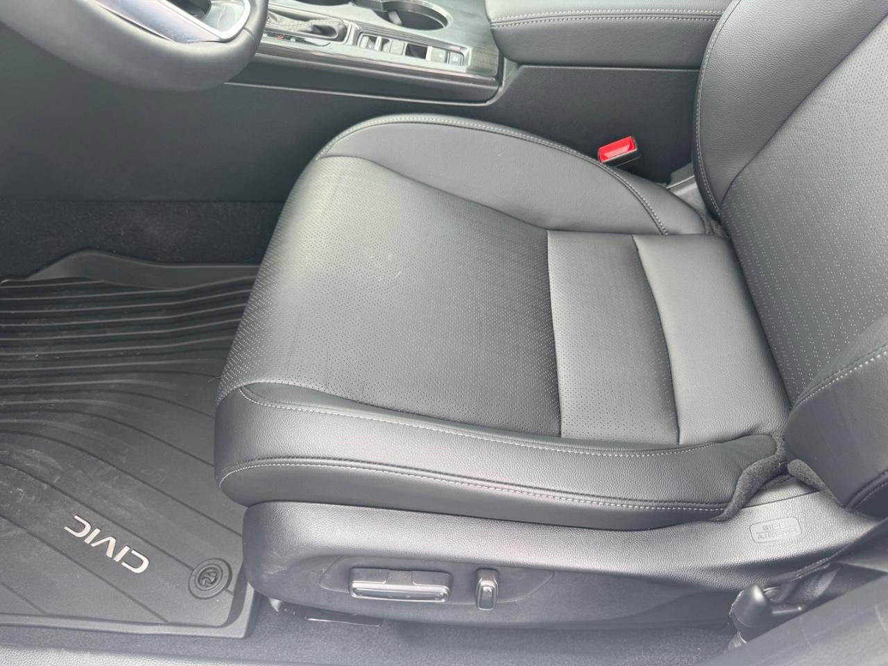 Certified 2025 Honda Civic FWD Hybrid Sedan image 17