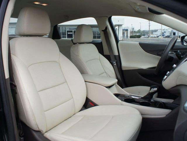 Used 2024 Chevrolet Malibu LT image 23