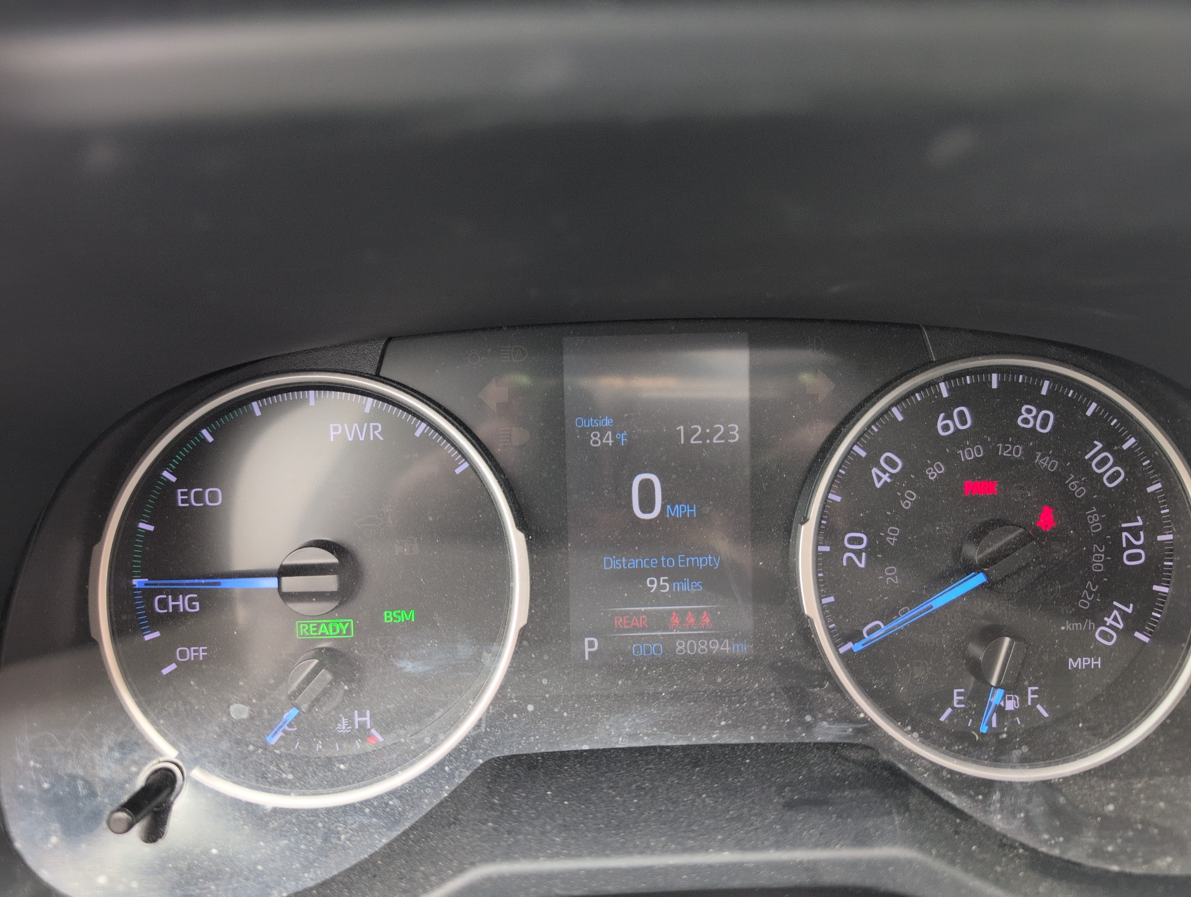 Used 2020 Toyota RAV4 XLE w/ Convenience Package AWD/4WD image 17