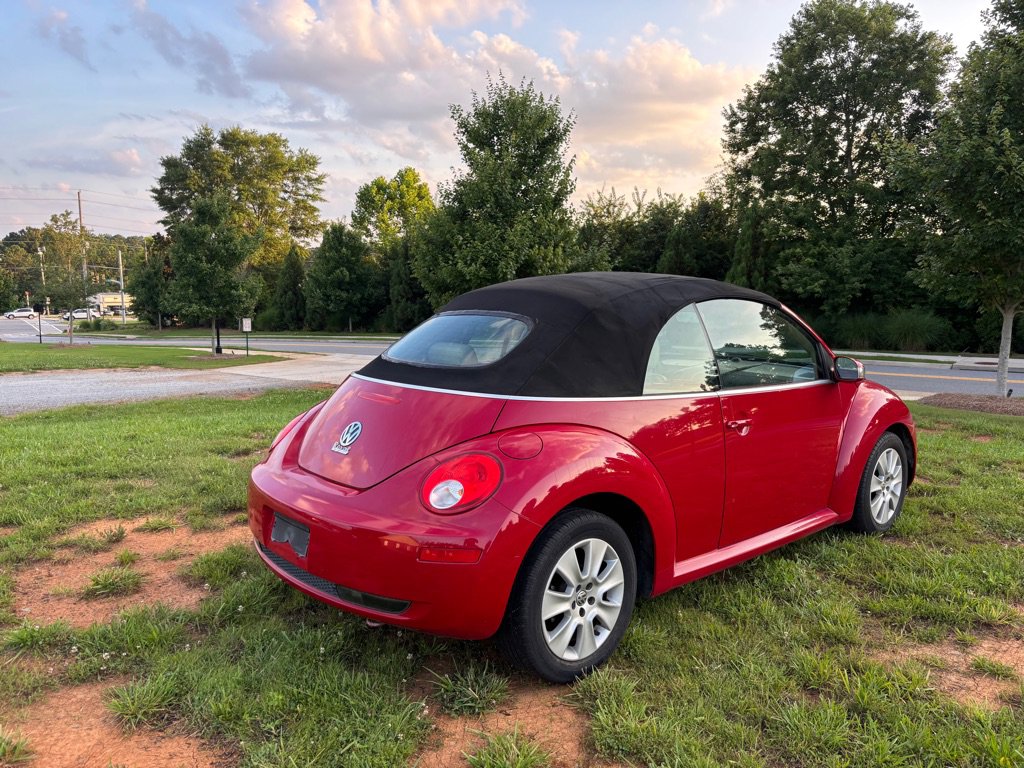 Used 2009 Volkswagen Beetle S image 20