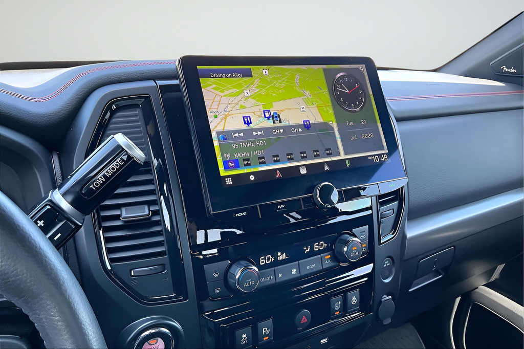 Used 2024 Nissan Titan PRO-4X w/ Pro-4x Convenience Package AWD/4WD image 24