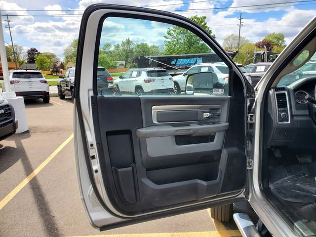 Used 2018 RAM 5500 SLT w/ Quick Order Package 29G SLT AWD/4WD image 6