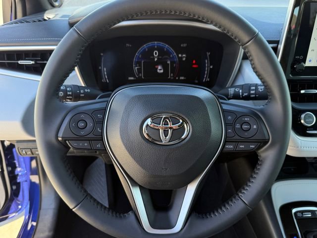 Used 2025 Toyota Corolla XSE image 16
