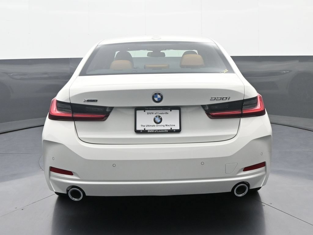 New 2026 BMW 330i xDrive Sedan w/ Convenience Package AWD/4WD image 6