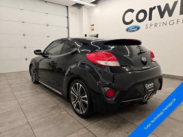 Used 2016 Hyundai Veloster Turbo w/ Option Group 04 FWD image 3