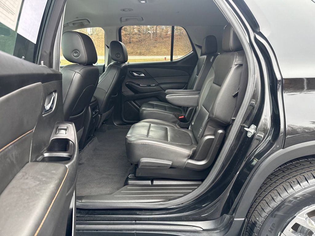Used 2020 Chevrolet Traverse LT image 29