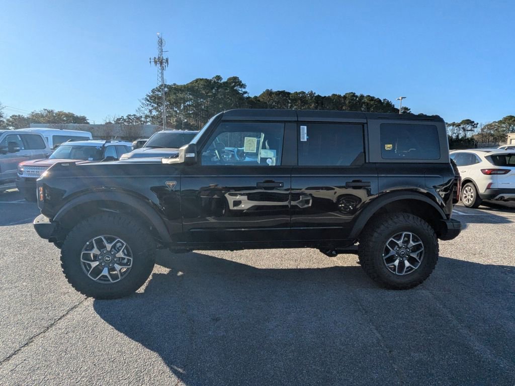 New 2025 Ford Bronco Badlands image 7