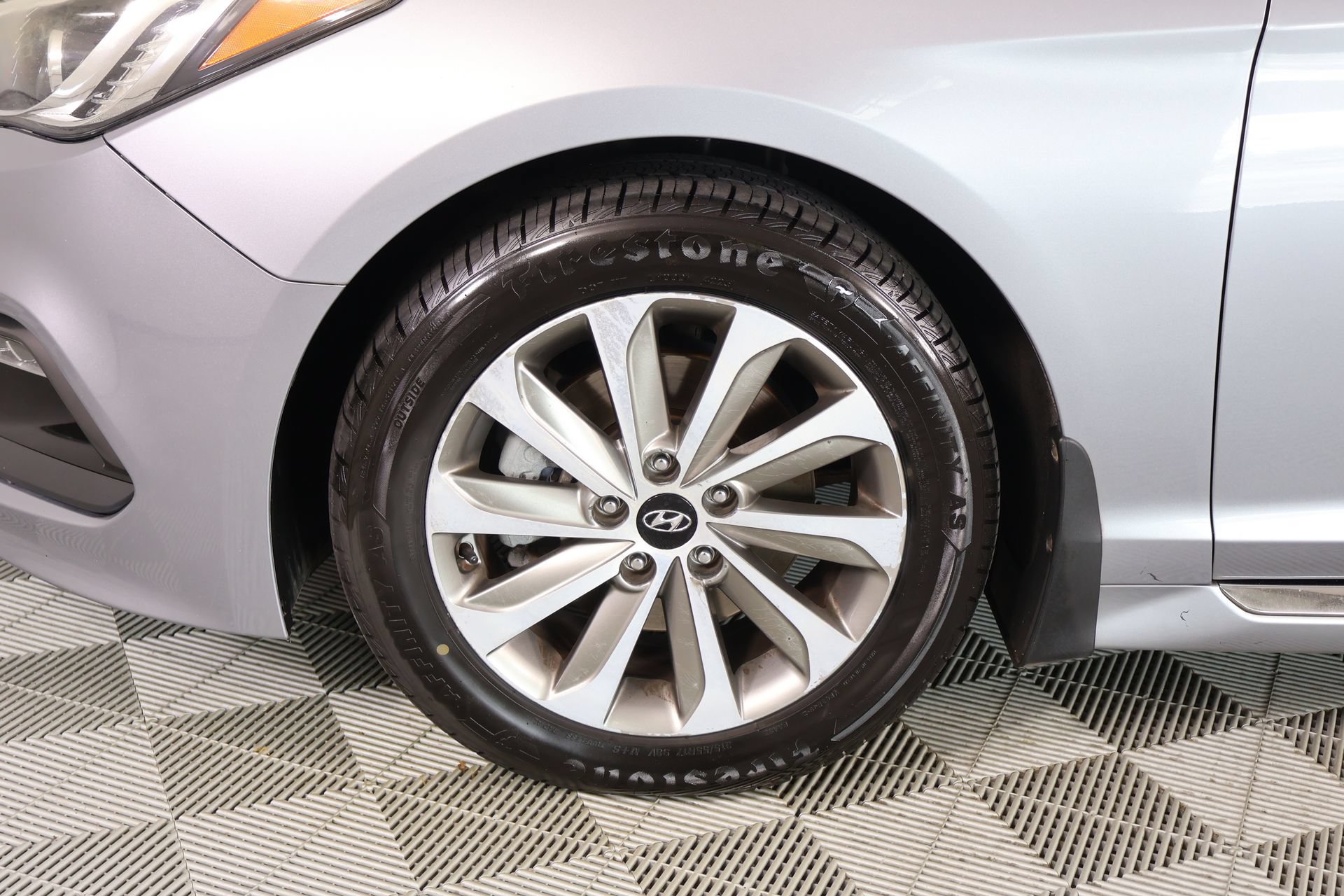 Used 2017 Hyundai Sonata Sport w/ Value Edition Package 02 FWD image 18