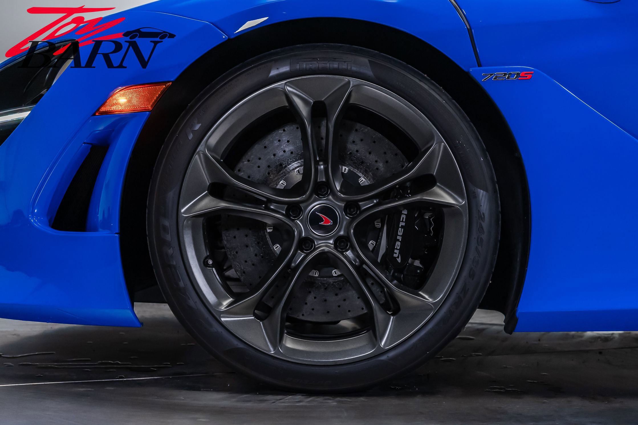 Used 2018 McLaren 720S Performance image 18