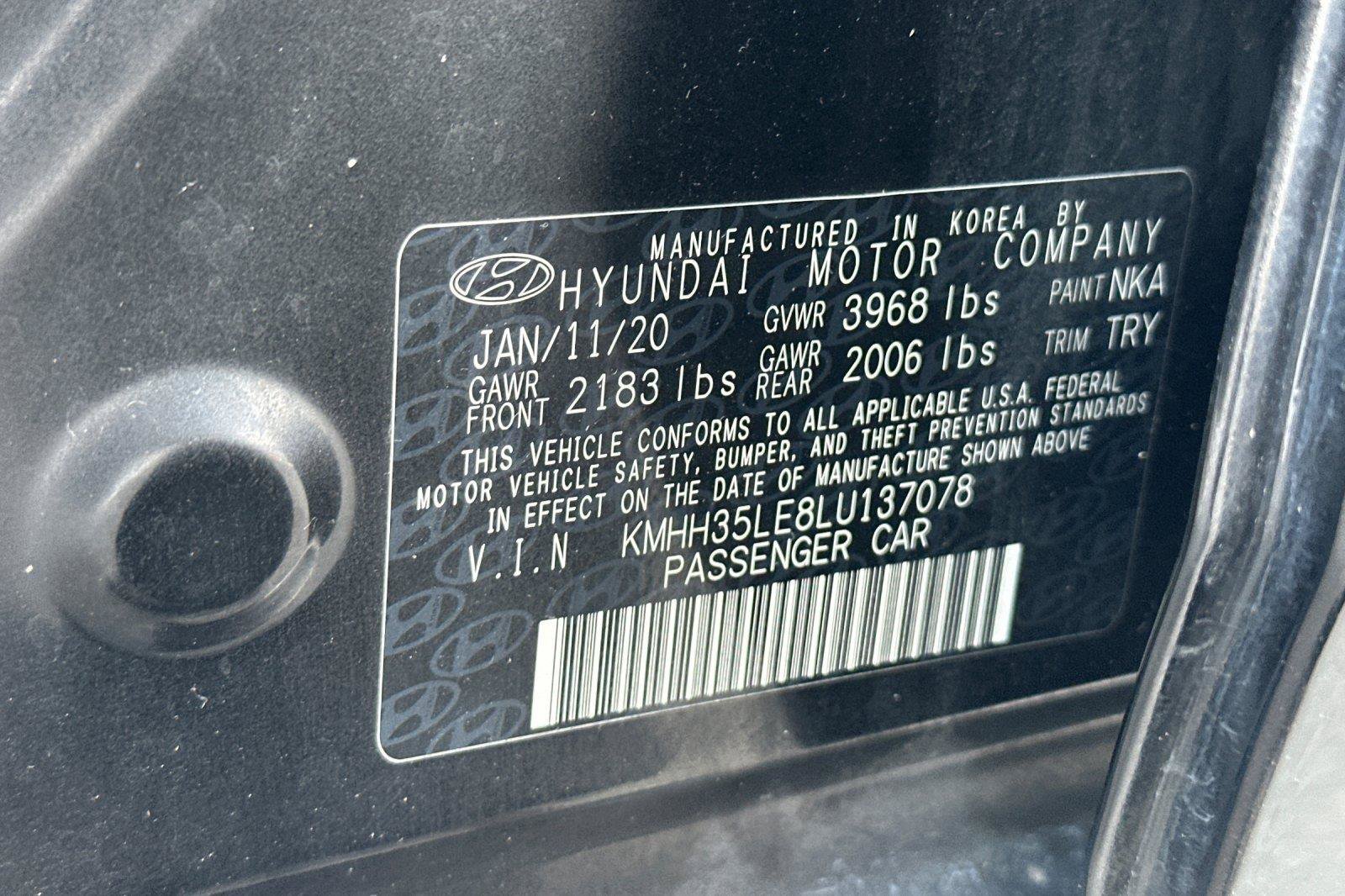 Used 2020 Hyundai Elantra GT FWD image 26