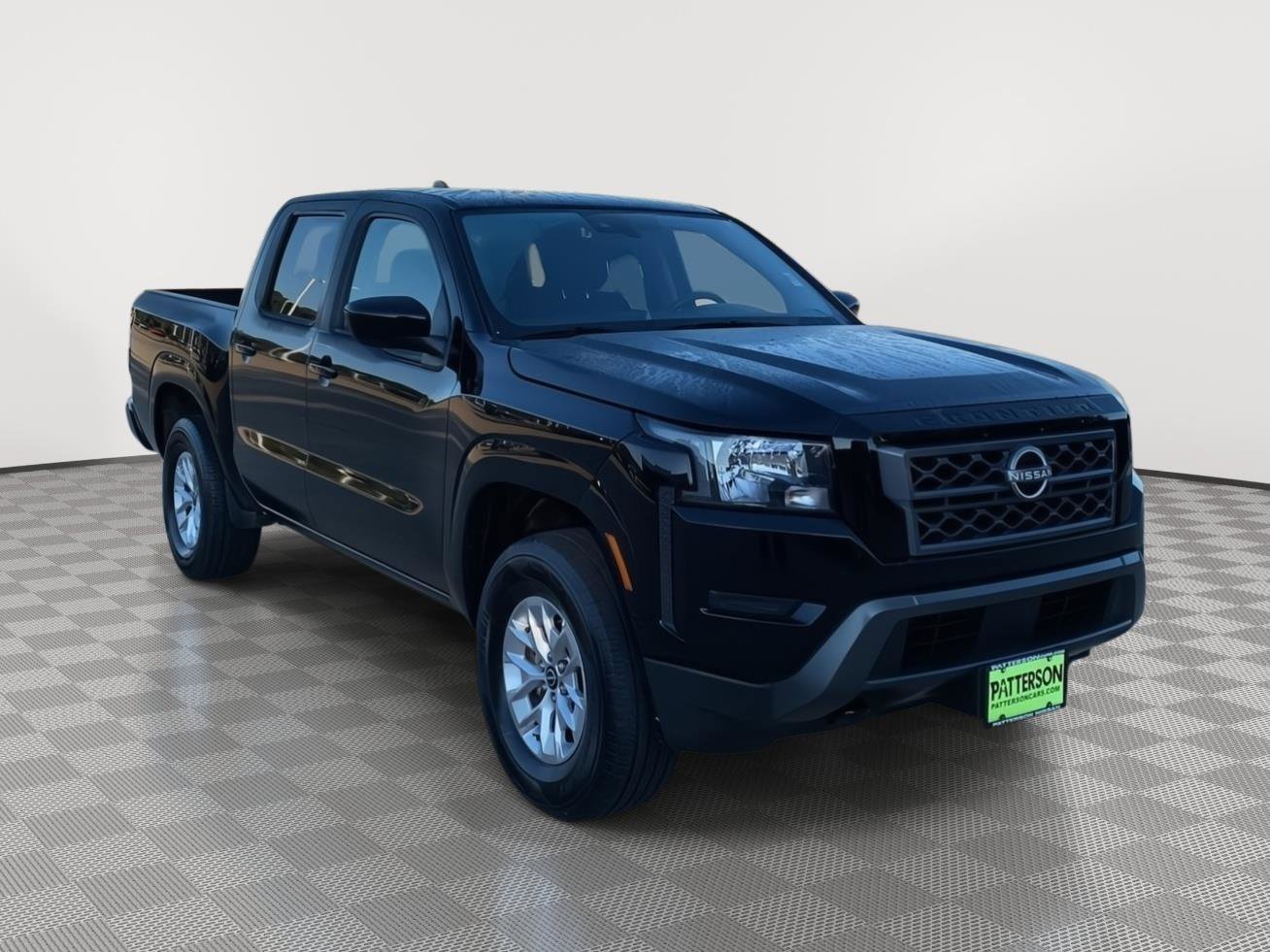 Used 2024 Nissan Frontier SV image 1