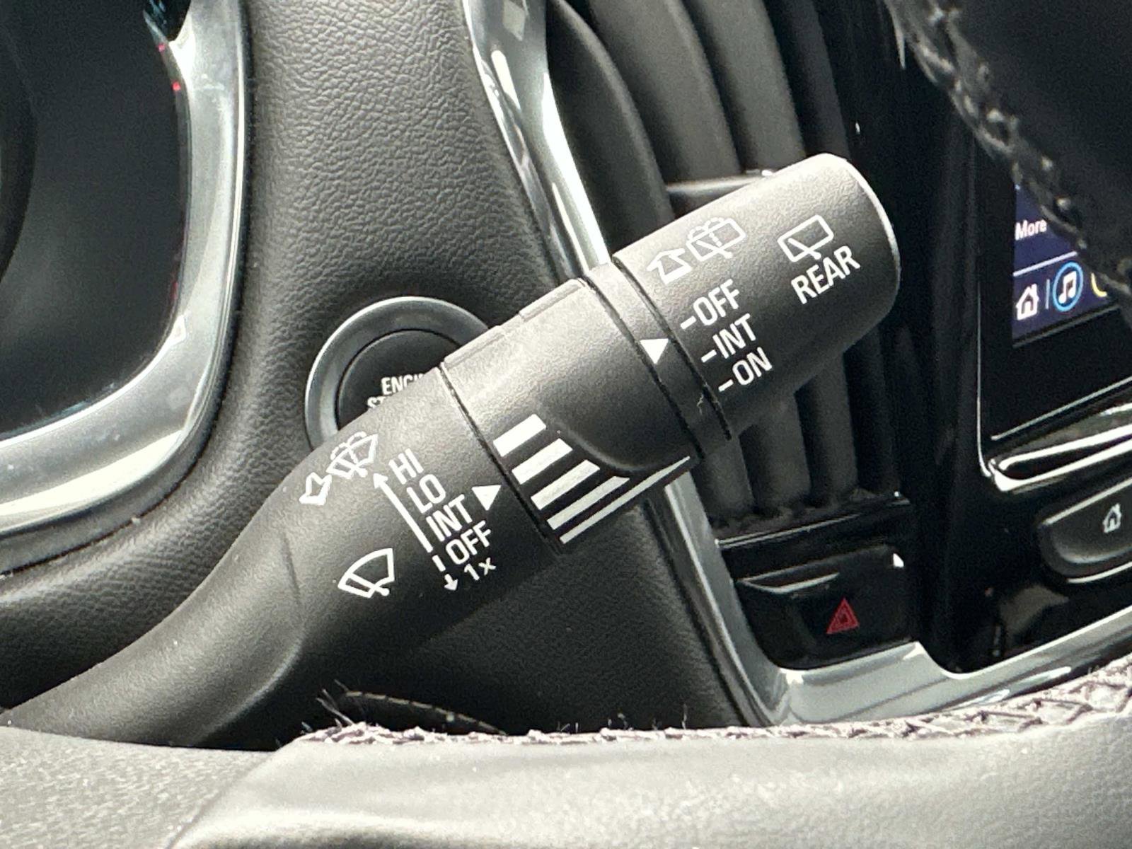 Certified 2023 Chevrolet Traverse LT w/ LT Premium Package image 25