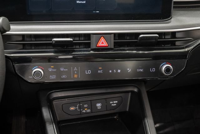 Used 2025 Kia K5 LXS image 19