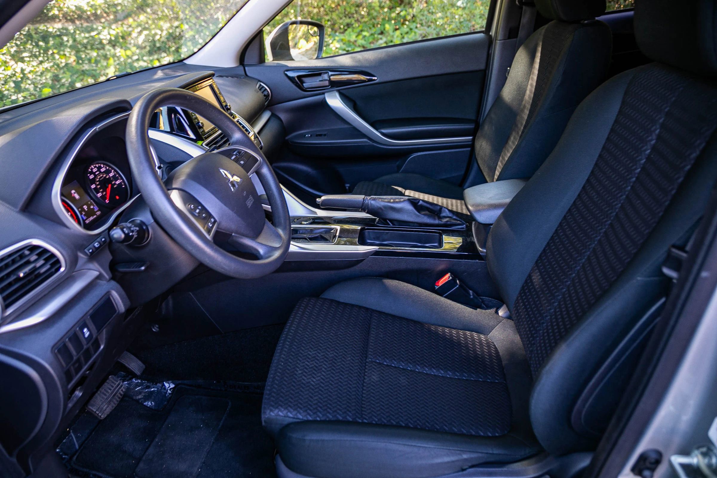 Used 2020 Mitsubishi Eclipse Cross ES FWD image 26