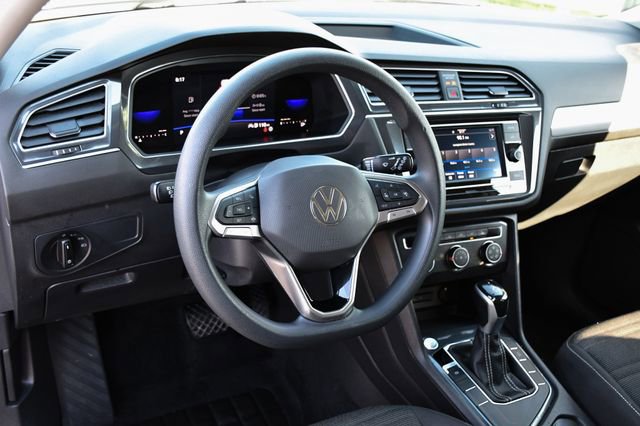 Used 2022 Volkswagen Tiguan S FWD image 15