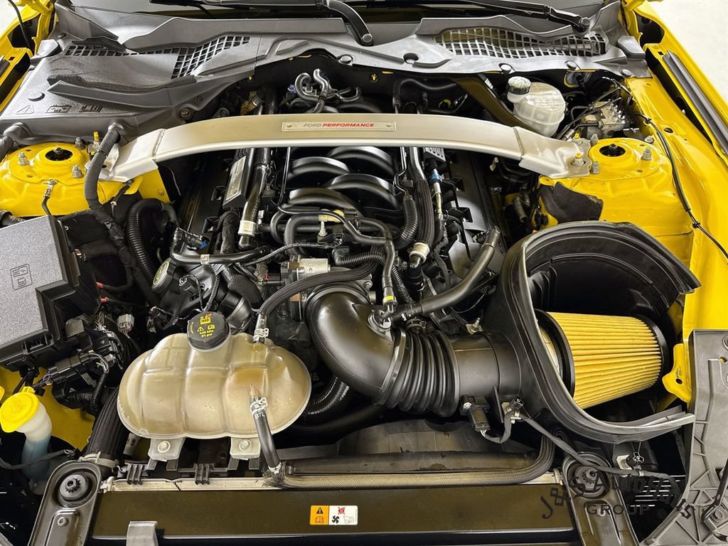 Used 2018 Ford Mustang Shelby GT350 w/ Electronics Package RWD image 36