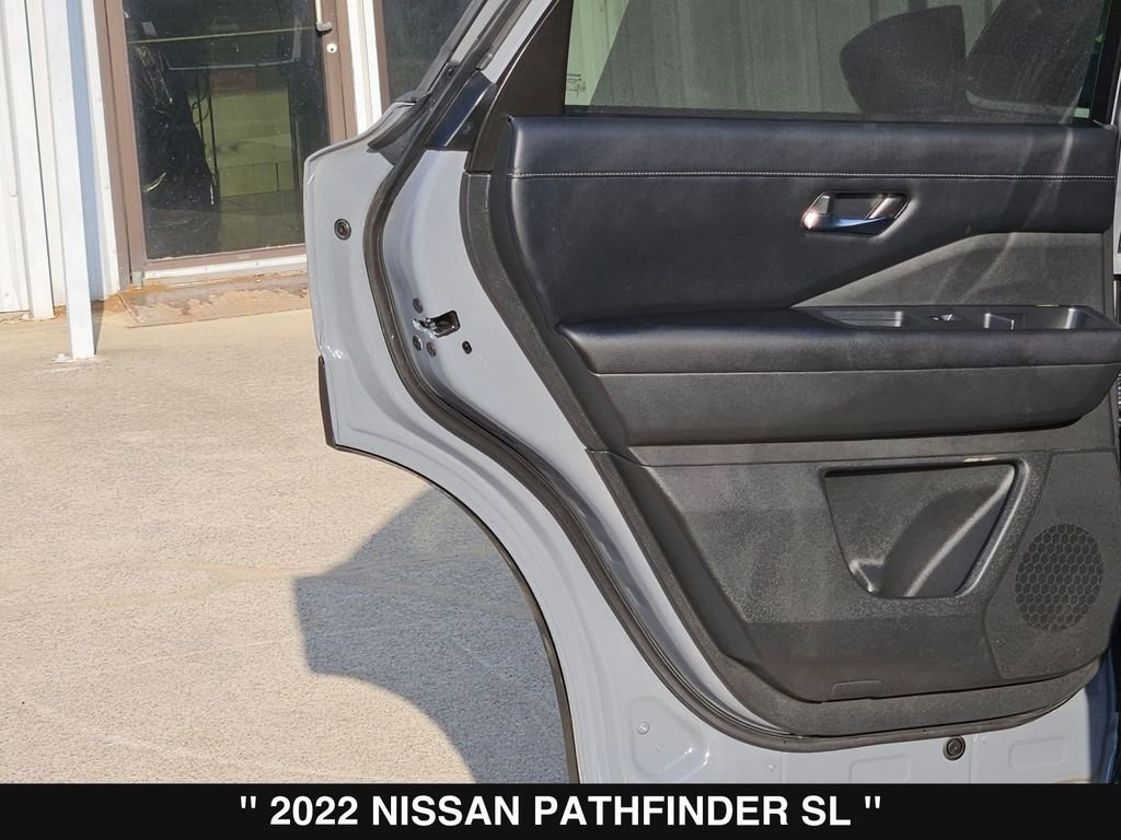 Used 2022 Nissan Pathfinder SL w/ SL Premium Package image 19