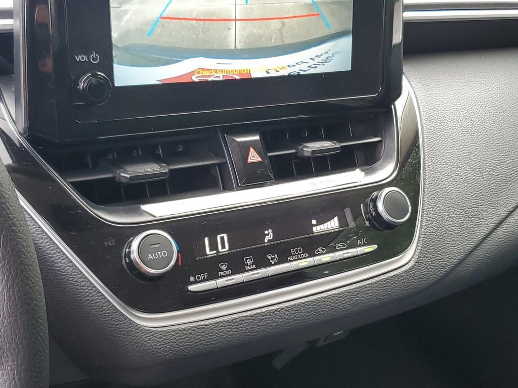 Used 2024 Toyota Corolla LE FWD image 9