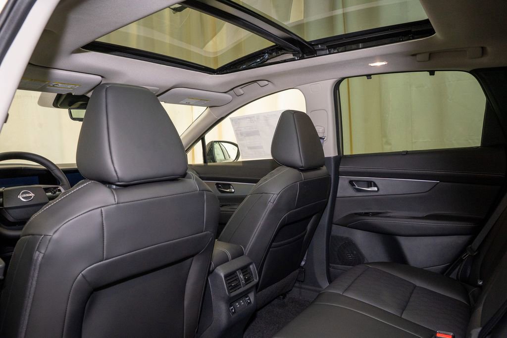 New 2026 Nissan Murano Platinum image 11