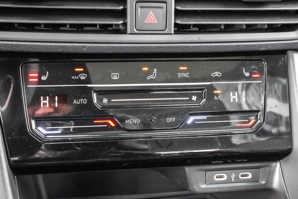New 2026 Volkswagen Jetta SE FWD image 30