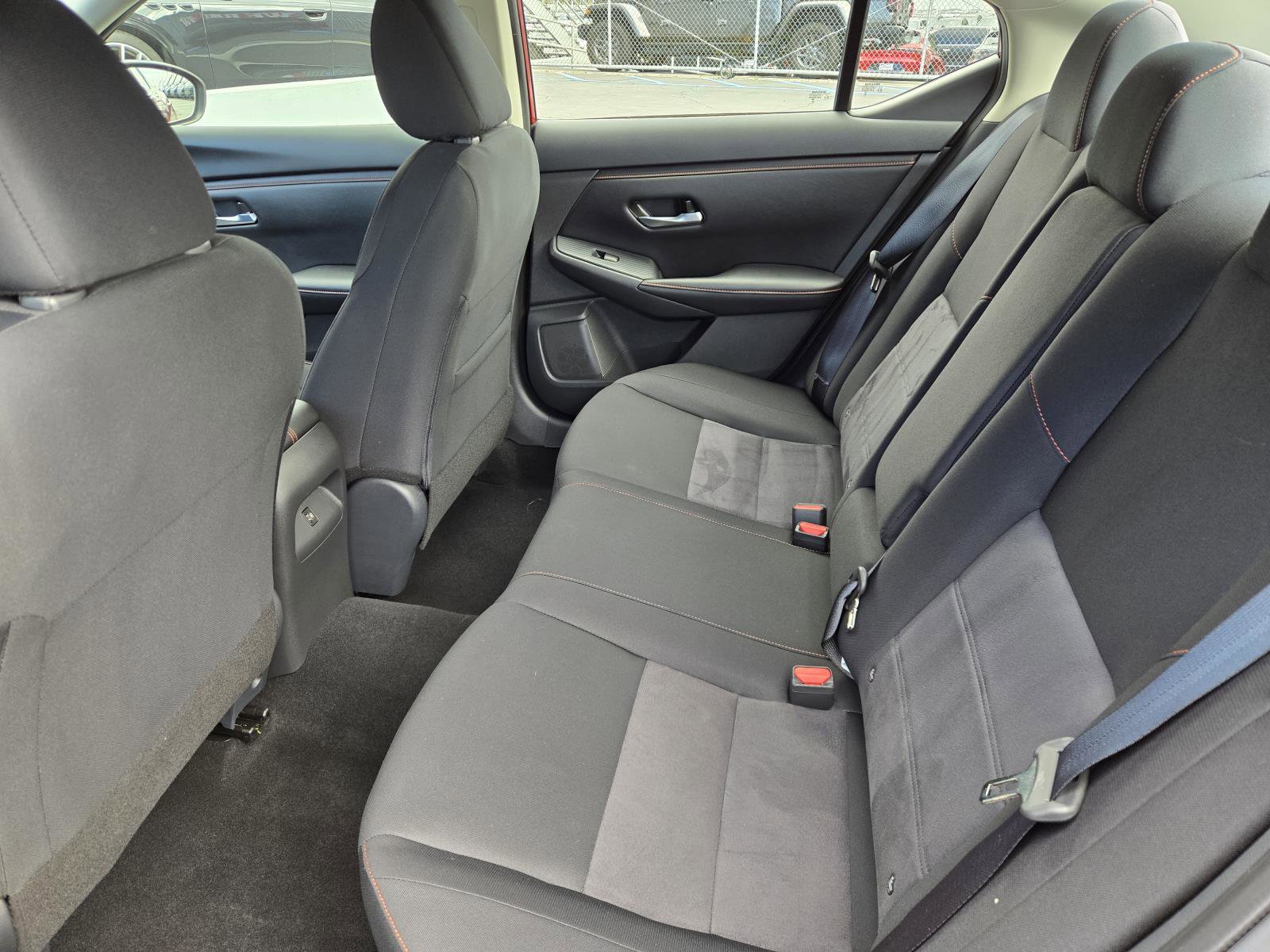Used 2025 Nissan Sentra SR FWD image 25