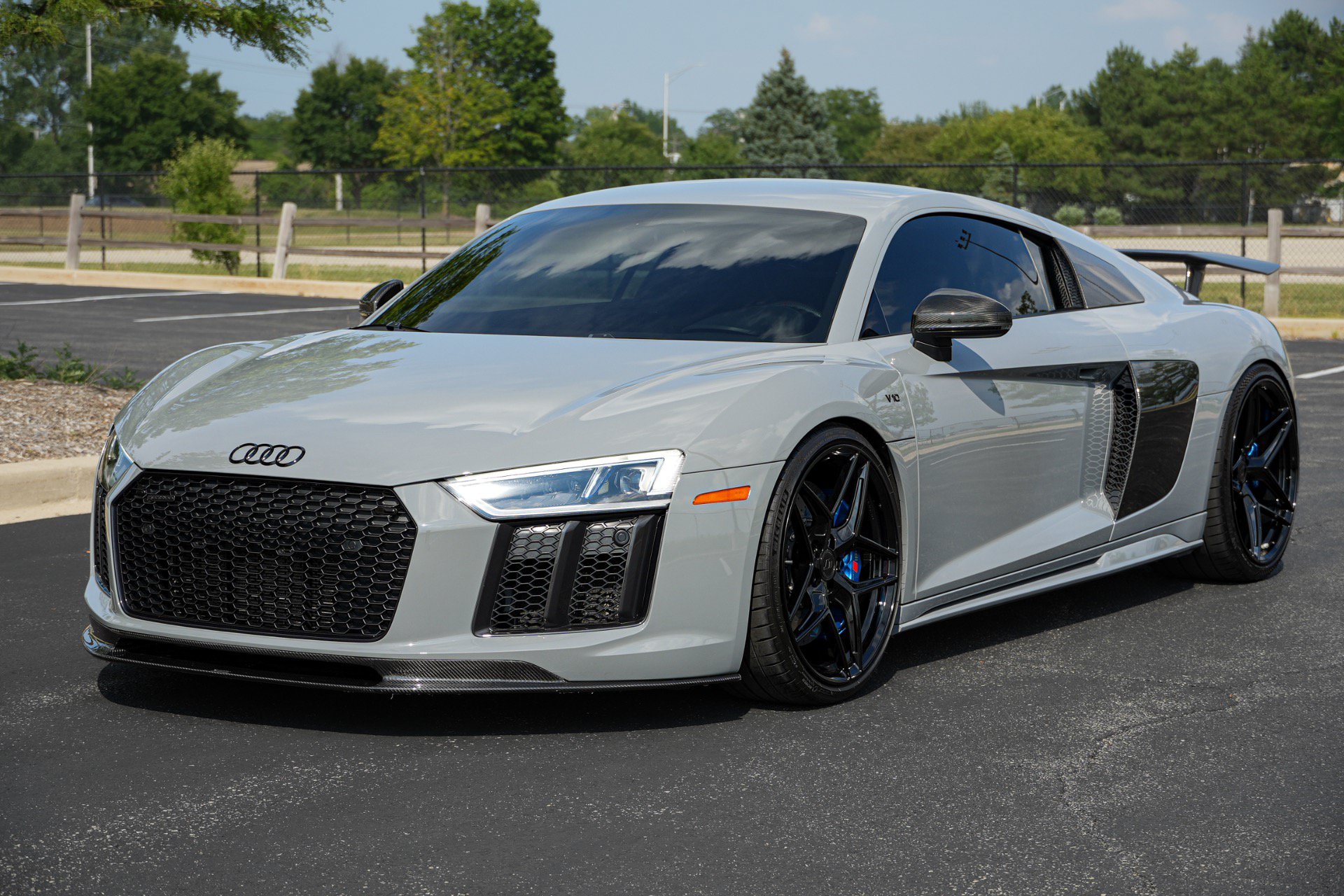 Used 2018 Audi R8 V10 plus AWD/4WD image 10