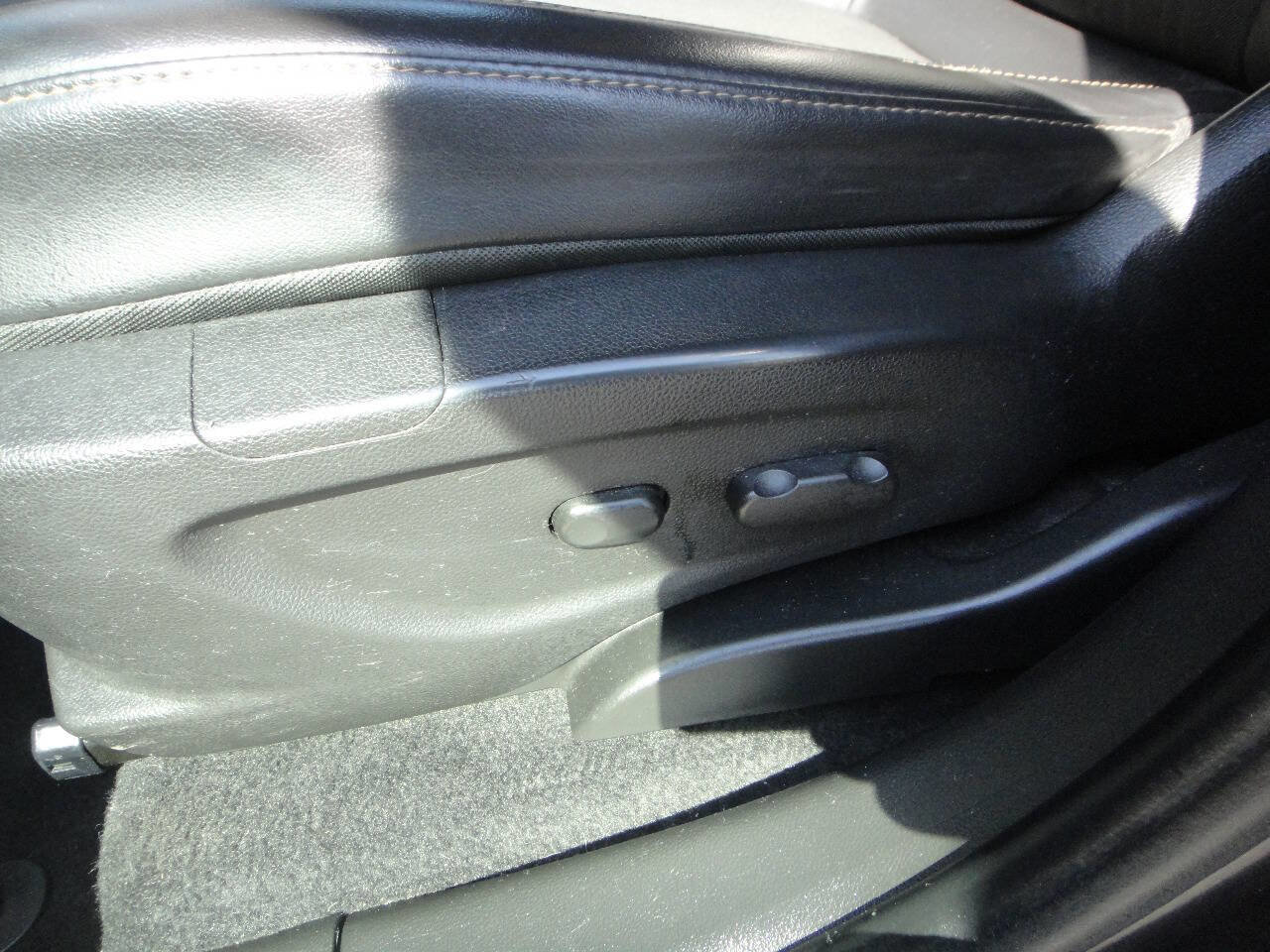 Used 2021 Chevrolet Trax LT w/ Driver Confidence Package image 11