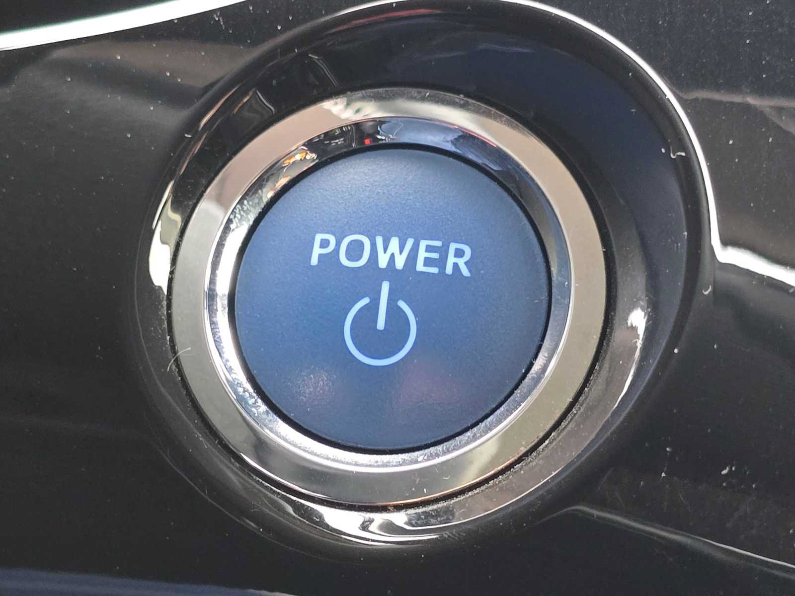 Used 2022 Toyota Prius AWD image 30